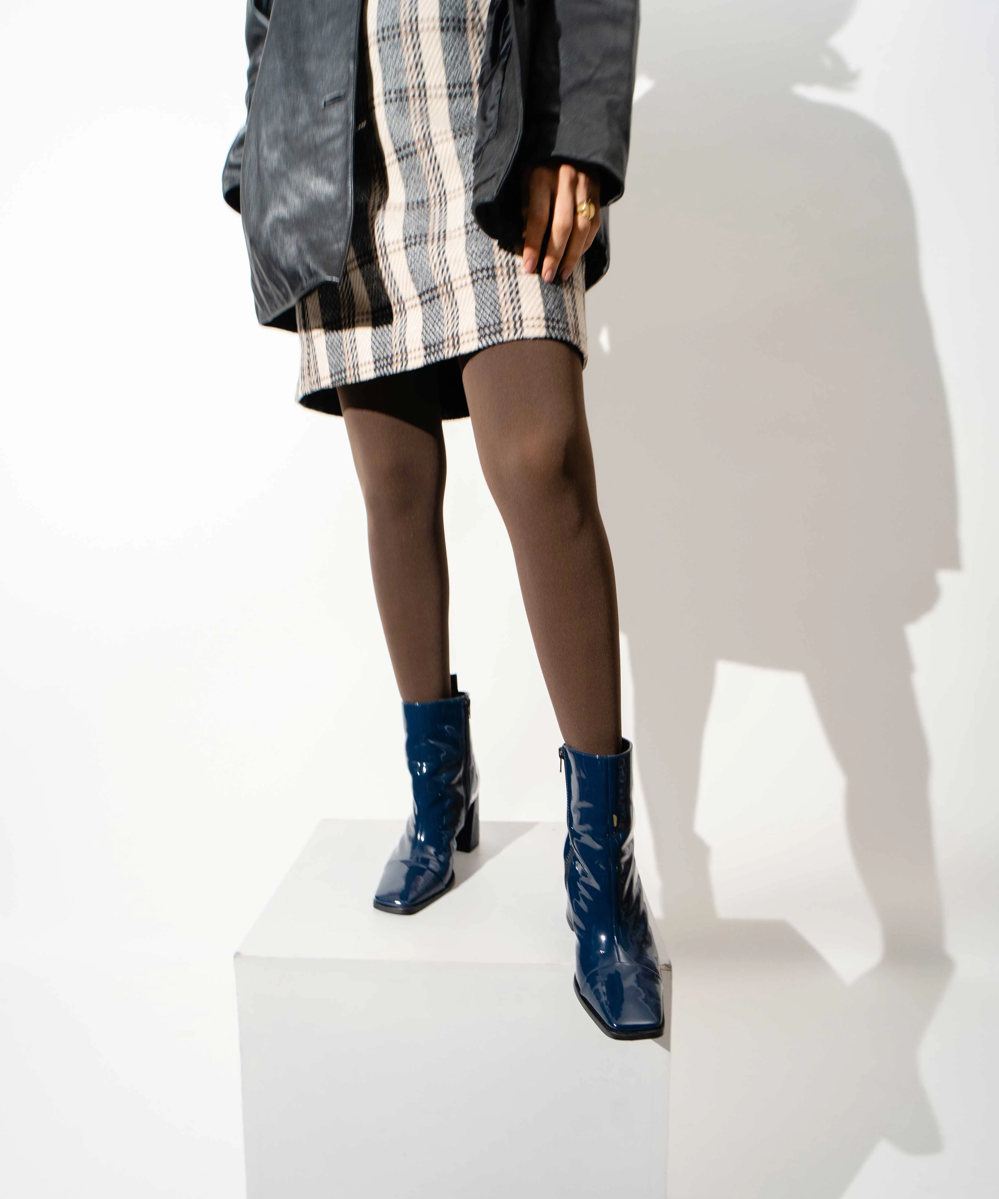Brun Stockings - Image 11