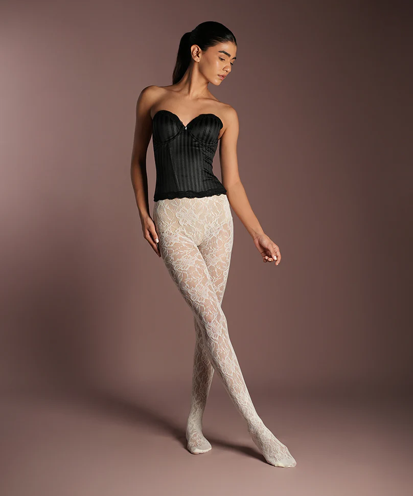 Elizabeth Lace Stockings - White - Image 4
