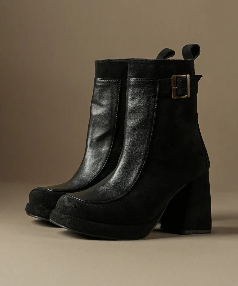 Gaga's Black