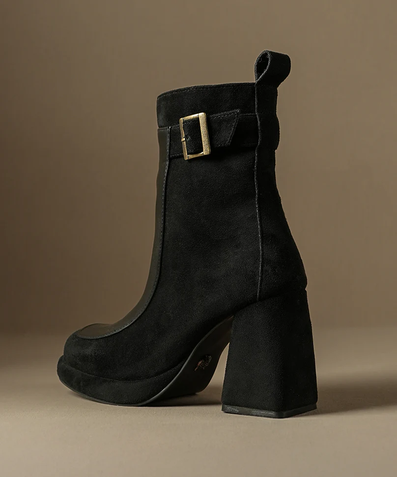 Gaga's Black - Image 7