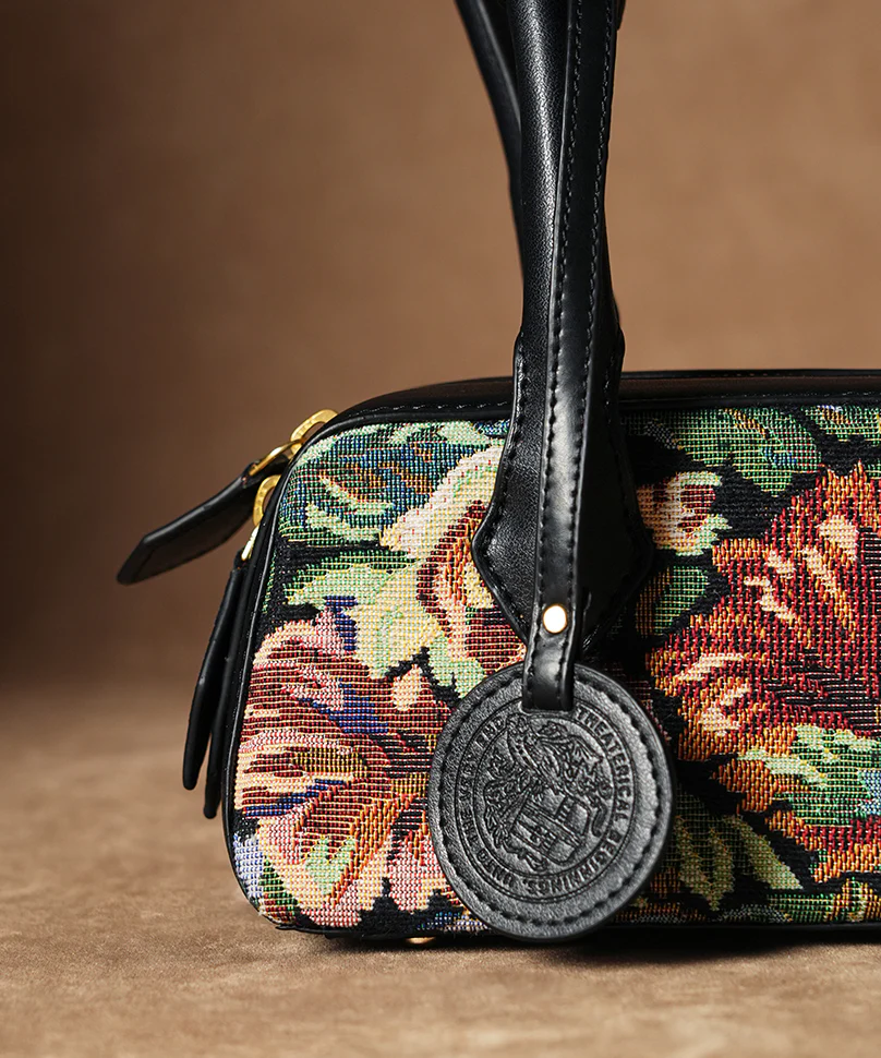 Leona Tapestry - Image 3