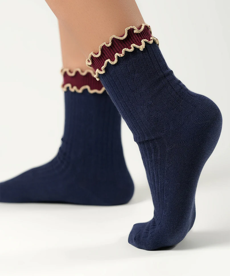 Lisa - Navy Blue - Image 3