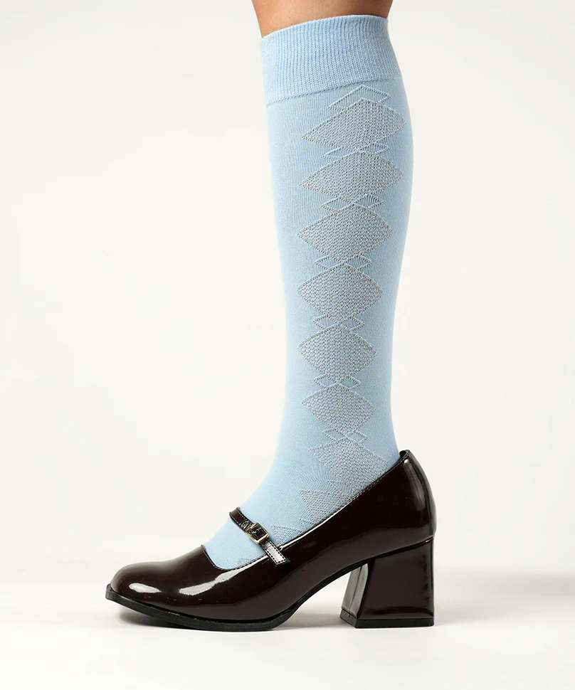 Momo - Blue - Image 4