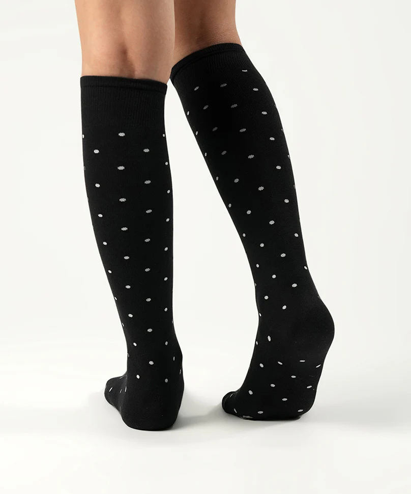 Rose - Black - Image 3